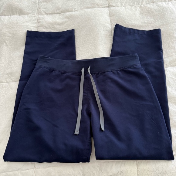 FIGS Navy Blue Livingston Pants- MP - Picture 4 of 8